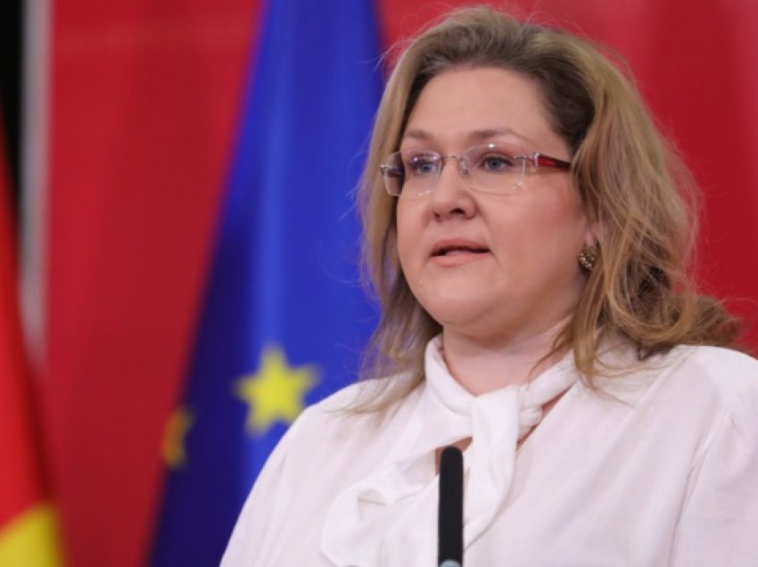 Petrovska: Dorëheqja e Zaevit është shtyrë deri në stabilizimin e shumicës parlamentare