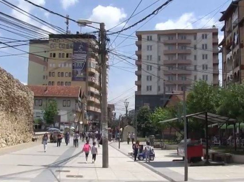 Sulmohet drejtori i Urbanizmit në Vushtrri