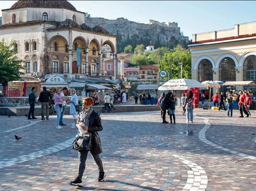 Thellohet kriza e COVID në Greqi, 3.869 raste të reja, 536 të intubuar, 80 vdekje