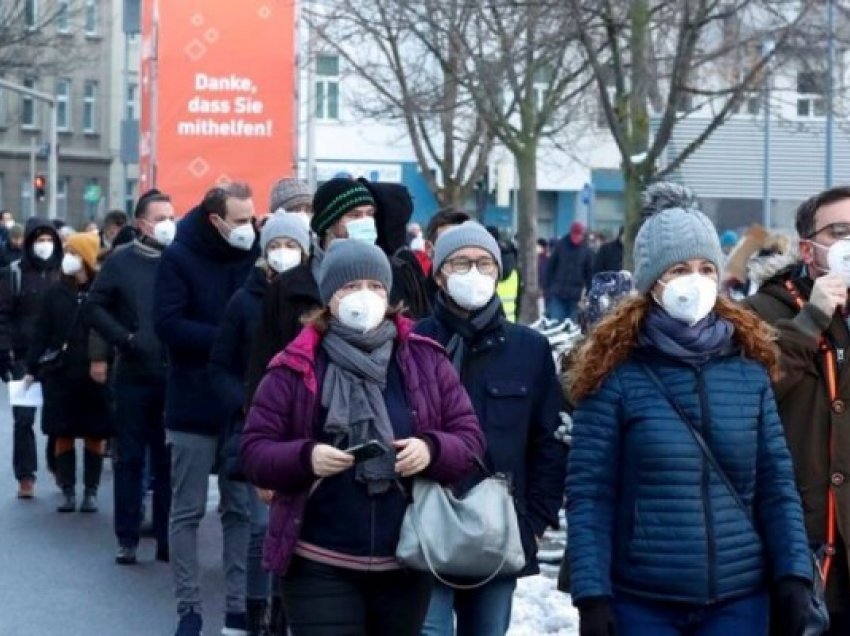 ​Të pavaksinuarit në Austri nga sot “të izoluar”