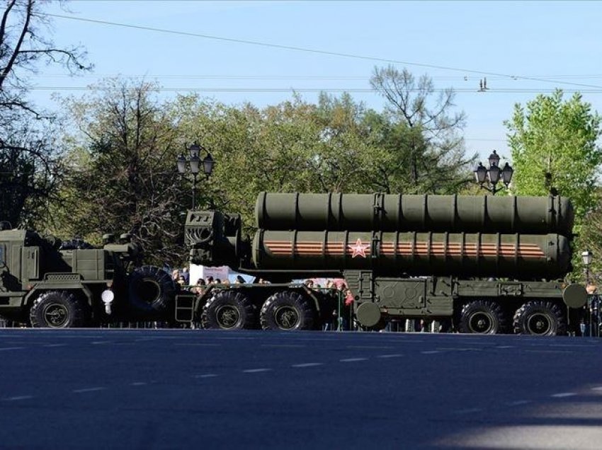 Rusia nis dërgimin e sistemeve S-400 në Indi