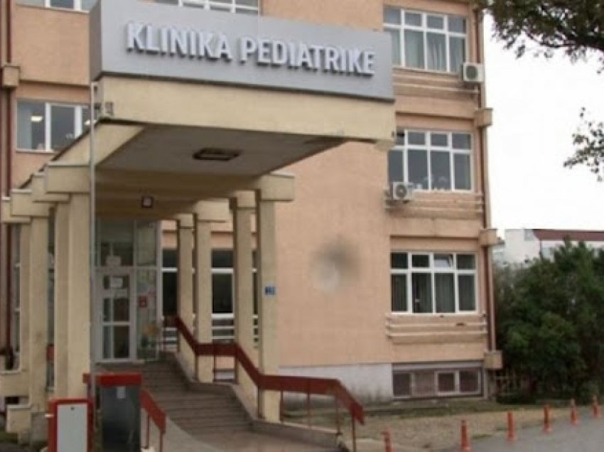 Mbahet ngjarje e veçantë për t’i gëzuar fëmijët në Kliniken Pediatrike