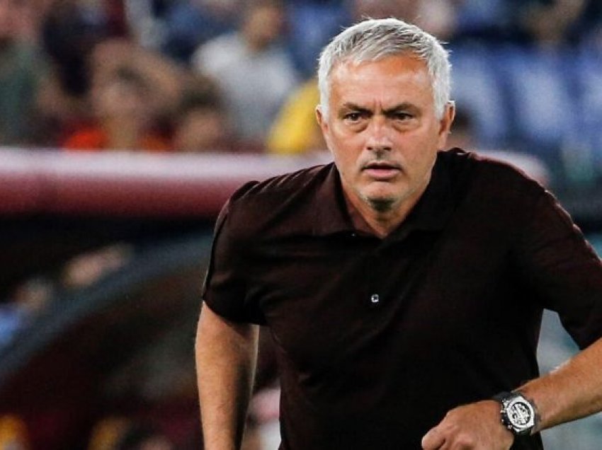 Ky lojtar pritet të largohet nga Roma,  problemeve Mourinhon