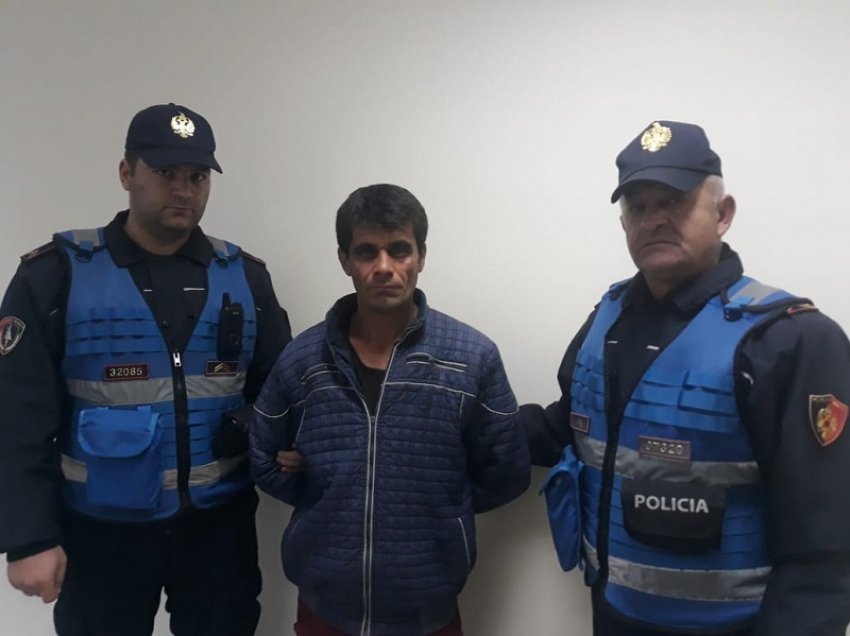 Familjarët e pritën jashtë gjykatës, Klodian Çalameni nuk vjen/ Jepet masa arrest me burg në mungesë