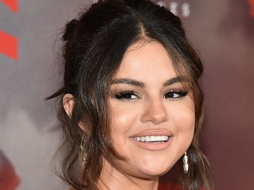 Selena Gomez po fillon një kompani të re mediatike me fokus në shëndetin mendor