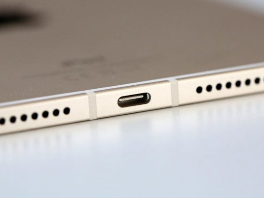 iPhone-t e rinj supozohet se vijnë me USB-C