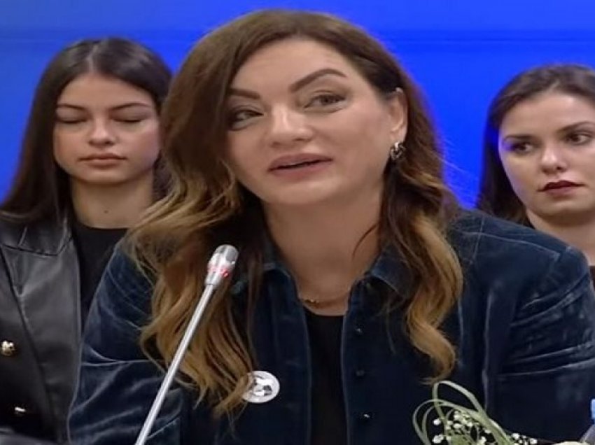 “Hodhi akuza ndaj Lidhjes Demokratike të Gruas”/ Vokshi: Basha nuk e zhbën dot kontributin e djersën e grave. Ja pse mbështes foltoren