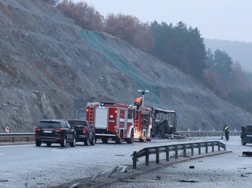 Ekspertët për aksidentin në Bullgari: Autostrada e “Strumës” plotëson normat e 20 viteve më parë