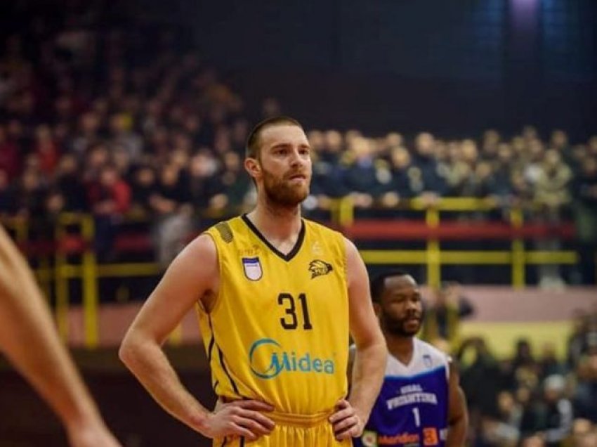 Ylli arrin marrëveshje me basketbollistin kroat