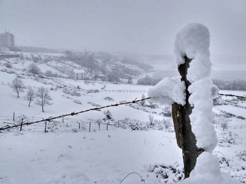 Metereorologu tregon zonat që do të kenë reshje dëbore në fundjavë