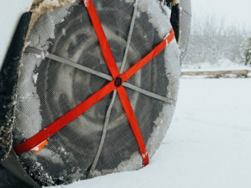 A mund t’i zëvendësojmë zinxhirët klasikë të borës me ‘tekstil’?