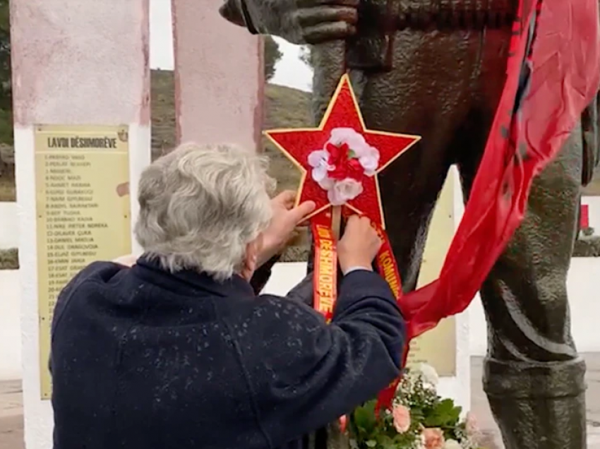 Shqipëri: Rishfaqen nostalgjikët e diktatorit Enver Hoxha. Reagojnë të përndjekurit politikë