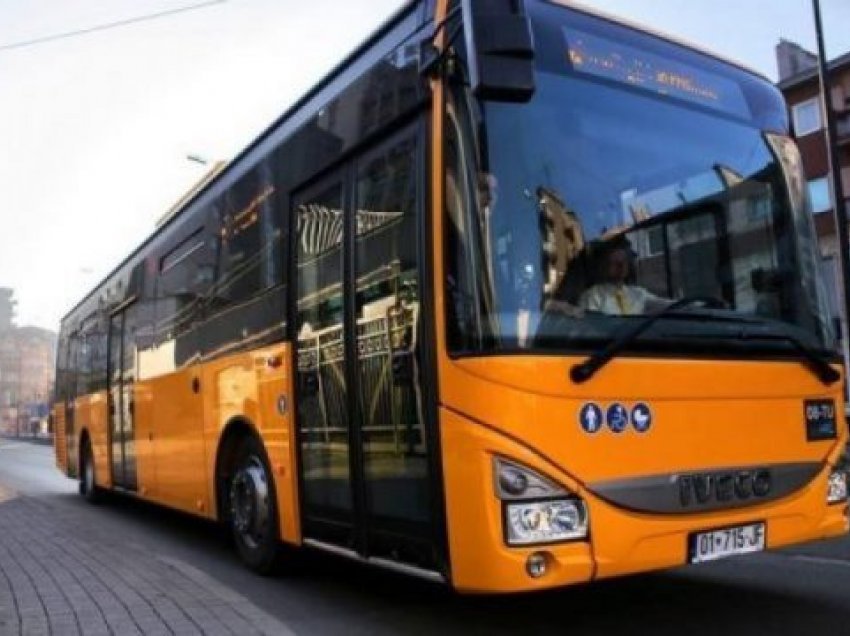 Të pavaksinuarit mund të hipin në autobus vetëm me testin negativ