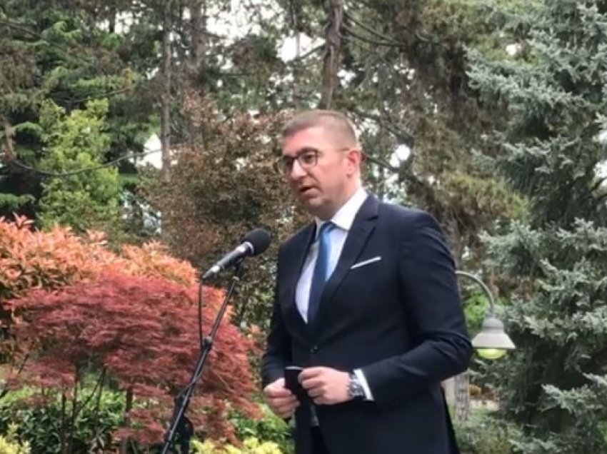 Mickoski: Maqedonia është ë para në Evropë për numrin e vdekjeve nga COVID-19