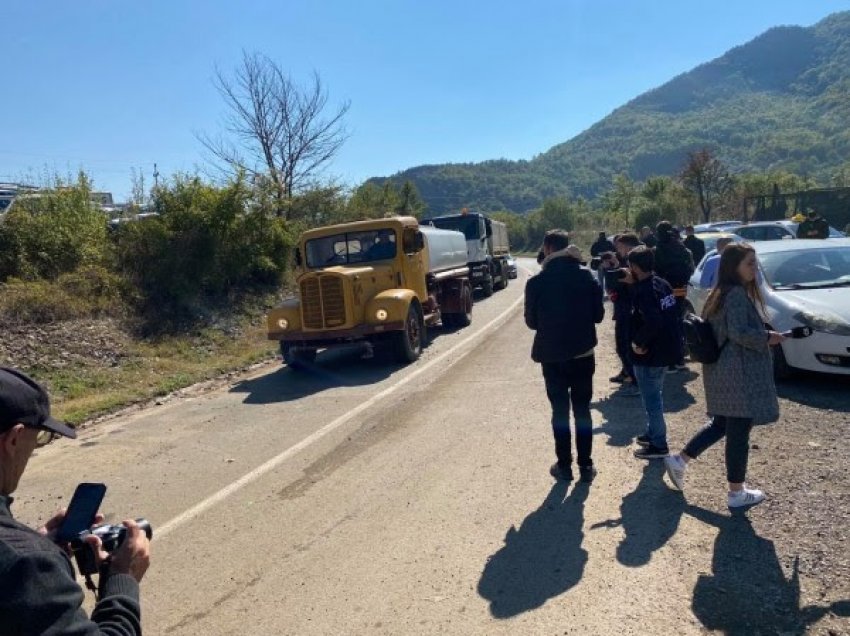 ​Nis zhbllokimi i rrugëve drejt kufijve në veri