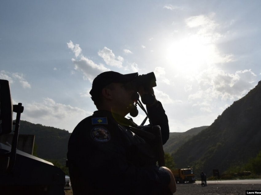 Policia jep detaje për gjendjen në veri