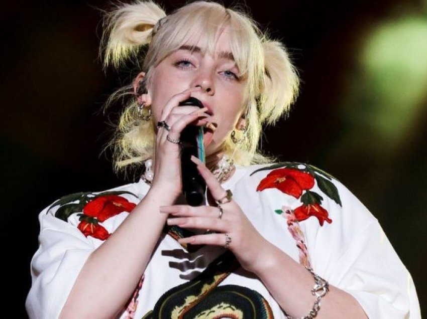 Billie Eilish konfirmohet si kryesuesja e festivalit “Glastonbury 2022”