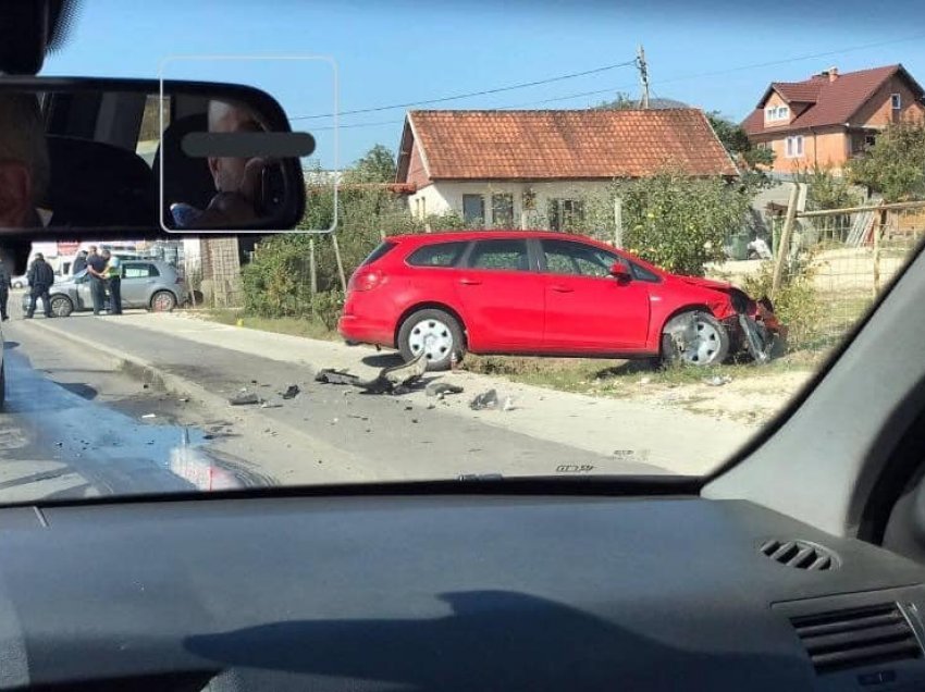 Aksident trafiku në fshatin Dobërllukë