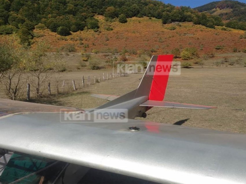 Rrëzimi i avionit në Vermosh, piloti dhe pasagjeri u larguan nga vendngjarja me një fuoristradë