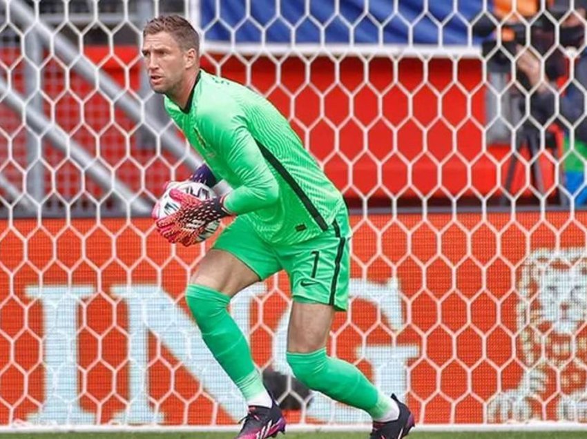 Stekelenburg “var dorezat në gozhdë”