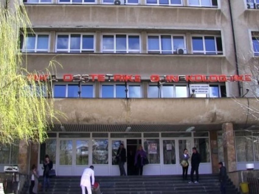 6 frigoriferë të mbushur me placenta në Klinikën e Gjinekologjisë