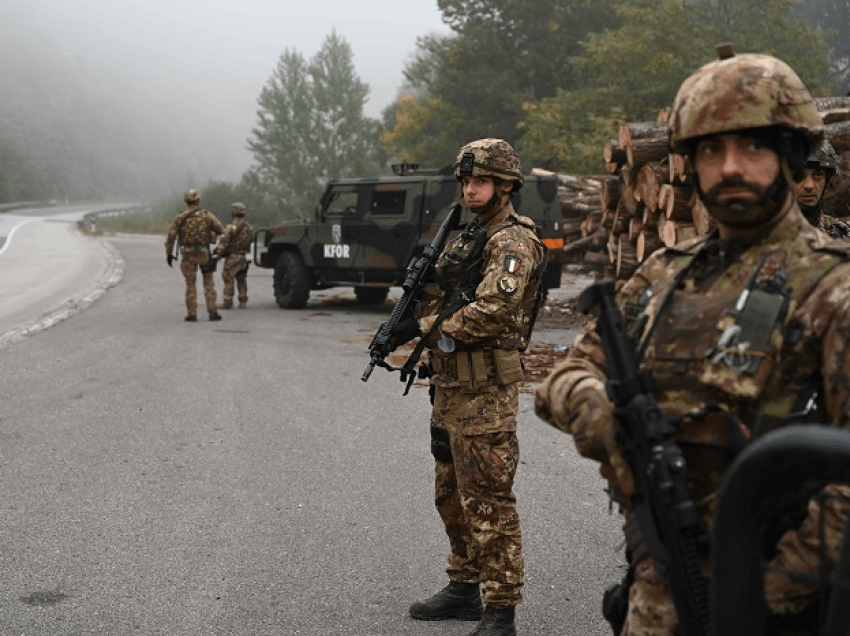 Pamje nga veriu i Kosovës: Kështu po patrullon KFOR-i