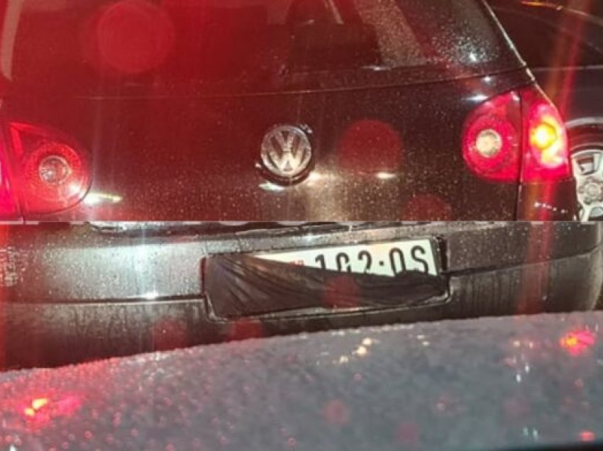 Vetura nga Serbia qarkullon në Prishtinë pa “sticker”