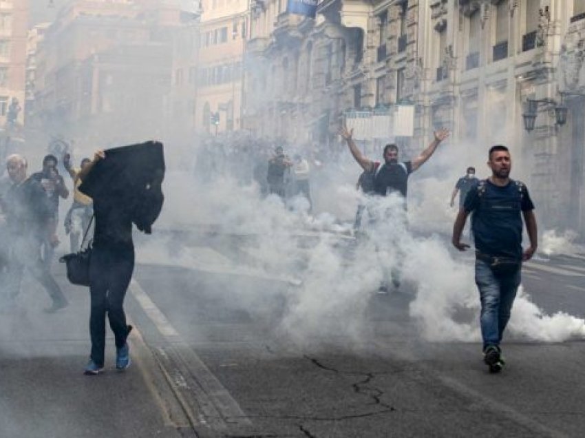 Protestë e dhunshme kundër vaksinimit në Itali