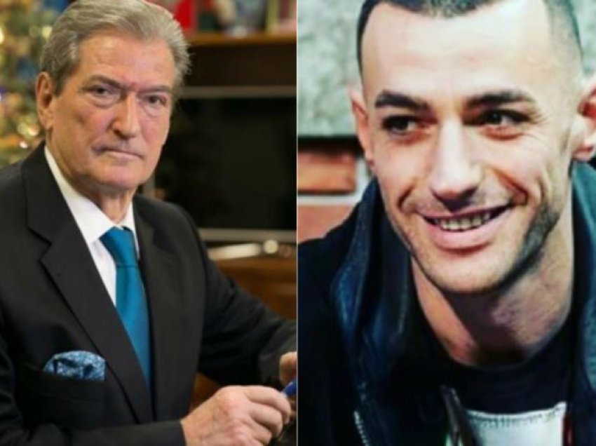 Sali Berisha feston ditëlindjen, Stresi i dhuron lule blu