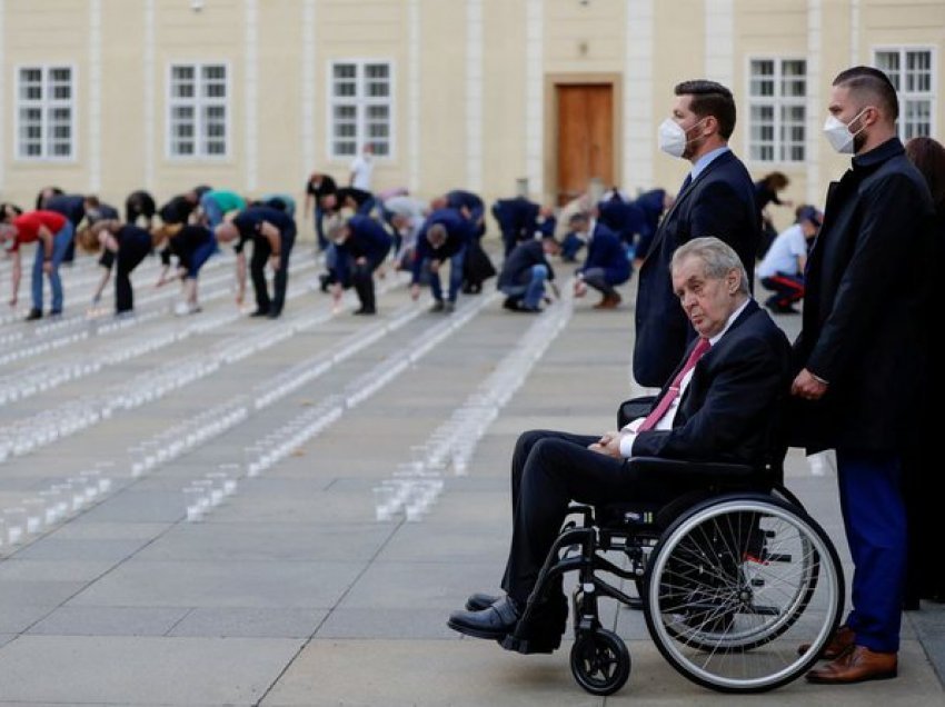 Mbetet pezull qeveria e re/ Çekët nuk dinë se çfarë po ndodh me presidentin e sëmurë