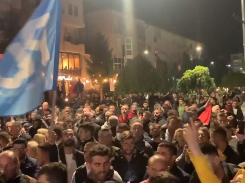 Skënderaj në festë, Musliu publikon videon: Ju përshëndet Drenica e presidentit Thaçi