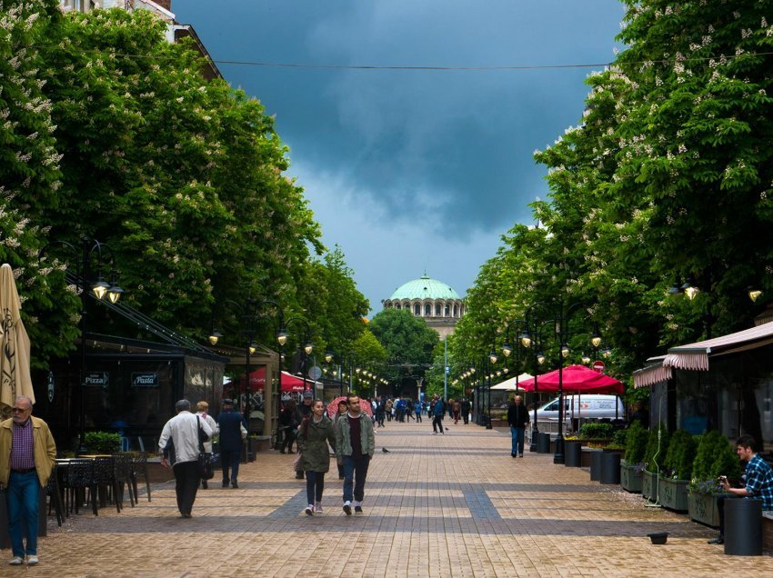 Bullgaria bën të detyrueshme pasaportën shëndetësore