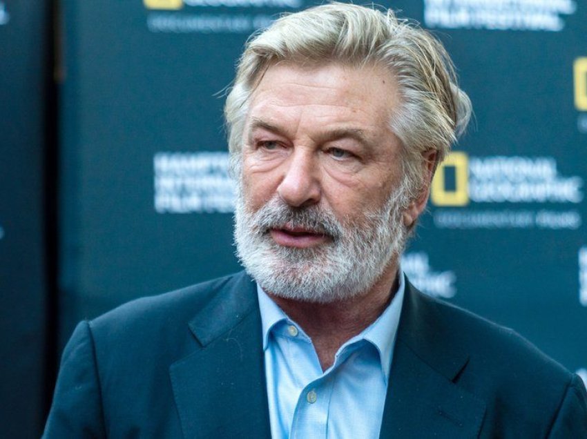 Ironia e fatit! Ja ç’shkruante në “Twitter” Alec Baldwin