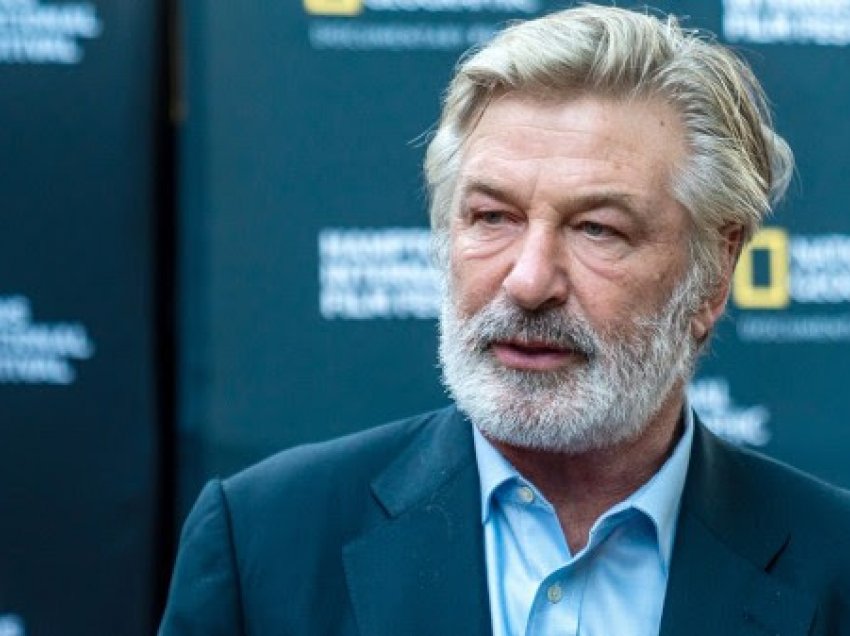 Raporti: Arma e shkrepur nga Alec Baldwin ishte përdorur për argëtim nga ekipi i filmit