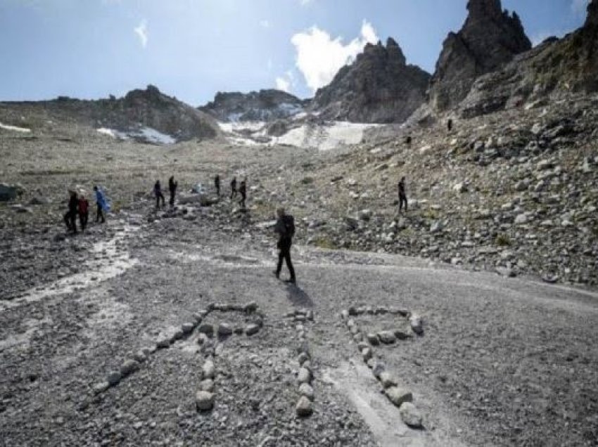 Temperaturat globale do të rriten me 2.7 gradë Celsius deri në fund të shekullit