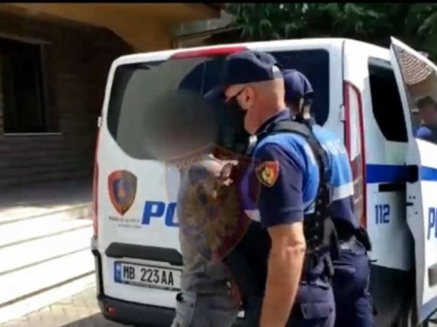 Arrestohen 2 persona në Sarandë, ja për çfarë akuzohen