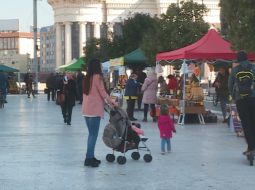 U mbajt në Shup panairi i tretë i bletarisë