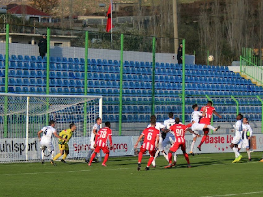 Laçi-Skënderbeu, formacionet zyrtare