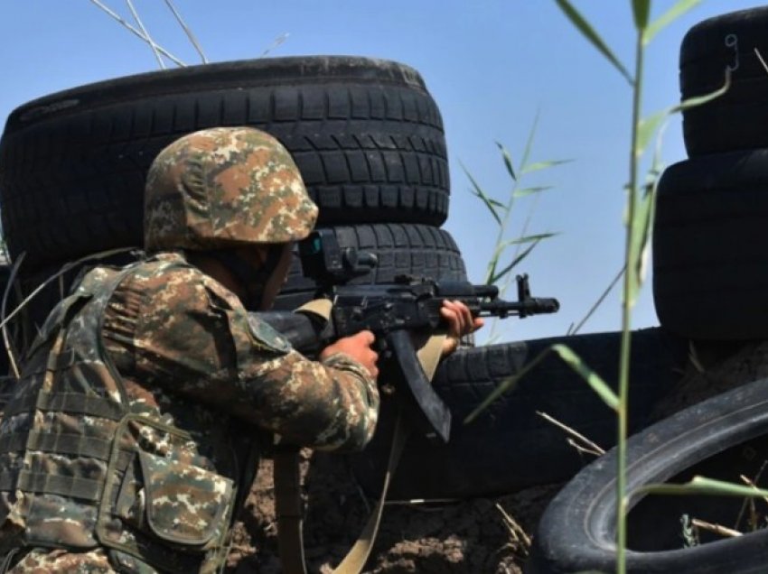 Armenia thotë se Azerbajxhani vrau një ushtar të saj