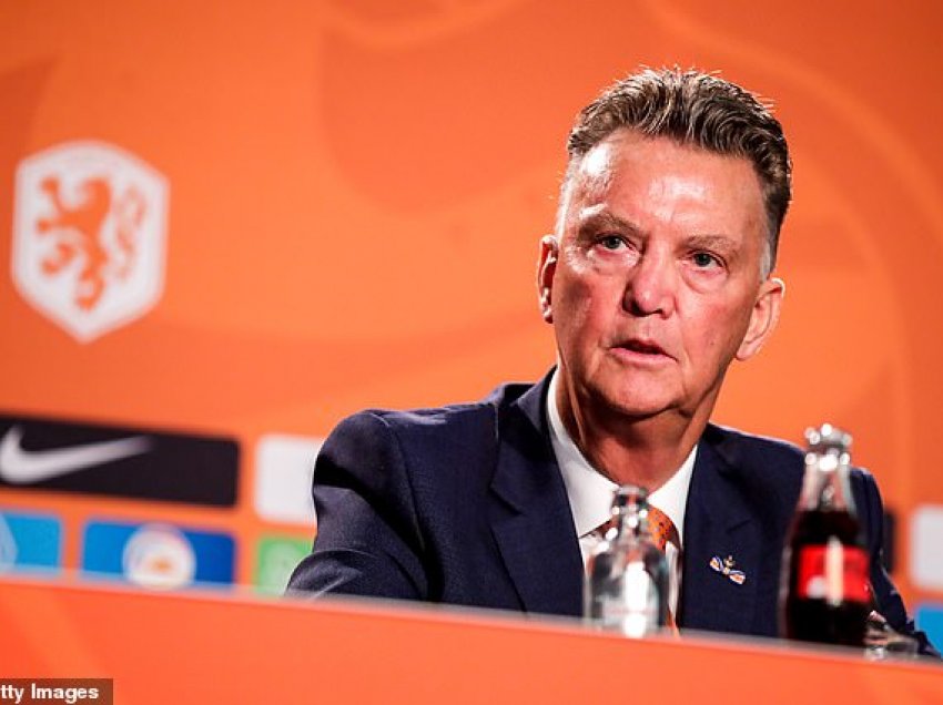 Van Gaal nuk i pranon kritikat