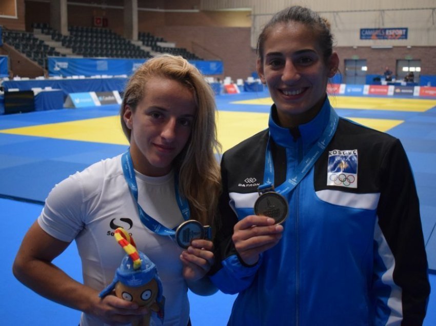 KOK shpërblen me nga 10 mijë euro kampionet olimpike, Distria Krasniqi dhe Nora Gjakova