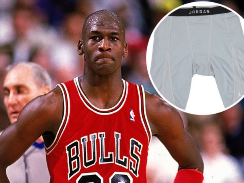 Dalin në ankand të brendshmet e përdorura të Michael Jordan