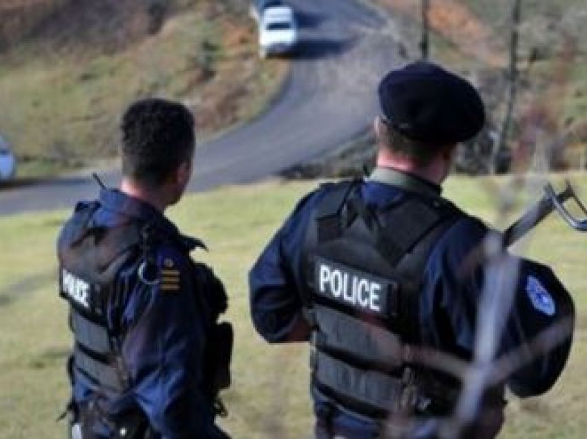 Të dyshuar me COVID-19 tentojnë të kalojnë kufirin, pesë prizrenas arrestohen nga policia