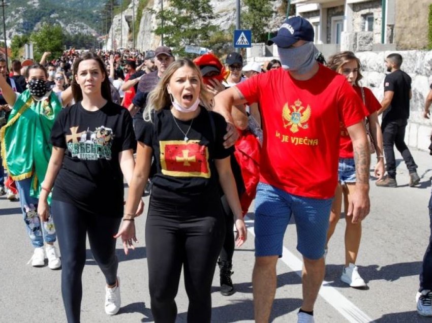 Protesta dhe gaz lotsjellës/ Tensionohet situata në Malin e Zi, reagon SHBA 