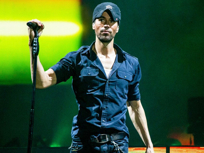 Enrique Iglesias vjen me një lajm të mirë dhe një lajm të keq për fansat