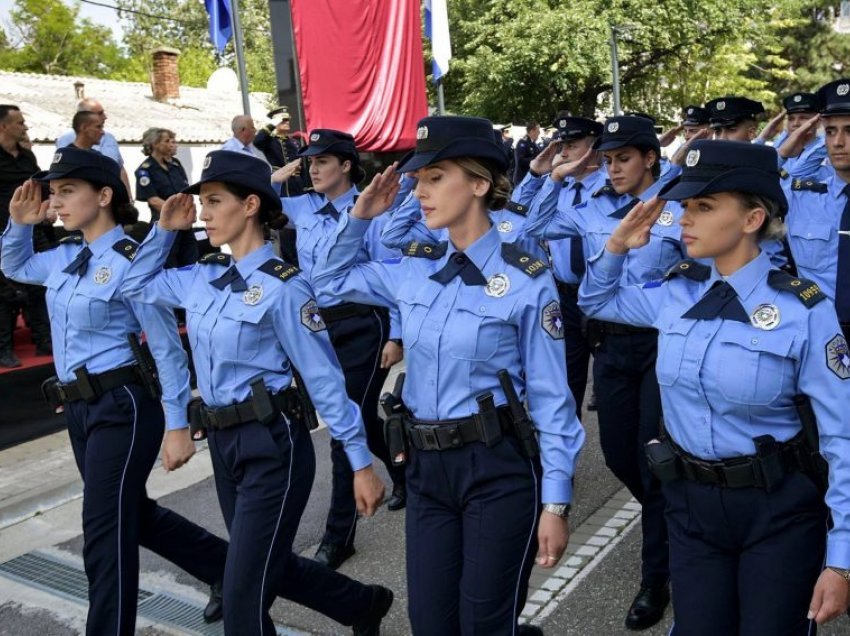 Kurti uron policinë në 22 vjetorin e themelimit: Qeveria do të ofrojë mbështetje për të luftuar krimin