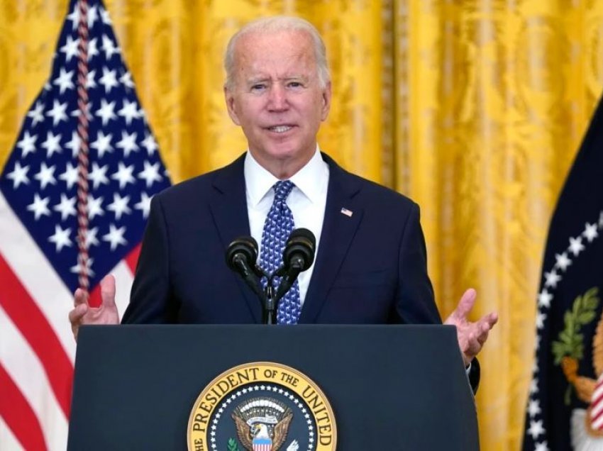 Biden, urdhër ekzekutiv për vaksinimin e punonjësve federalë dhe kontraktorëve