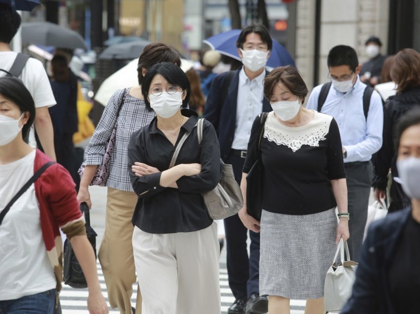 Tokio në situatë të rëndë nga Covid-19, zgjaten kufizimet