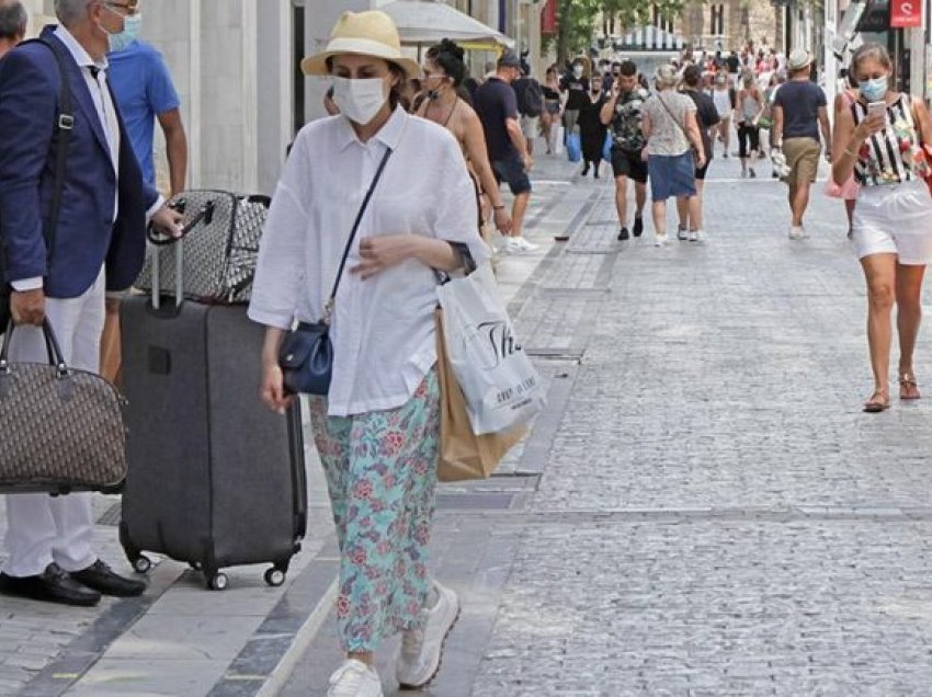 Dyfishohen rastet e reja me Covid-19 në Greqi