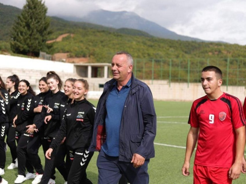 Bashkim Ramosaj takon sportistët deçanas, zotohet se sportit do t’i kushtojë edhe më shumë kujdes